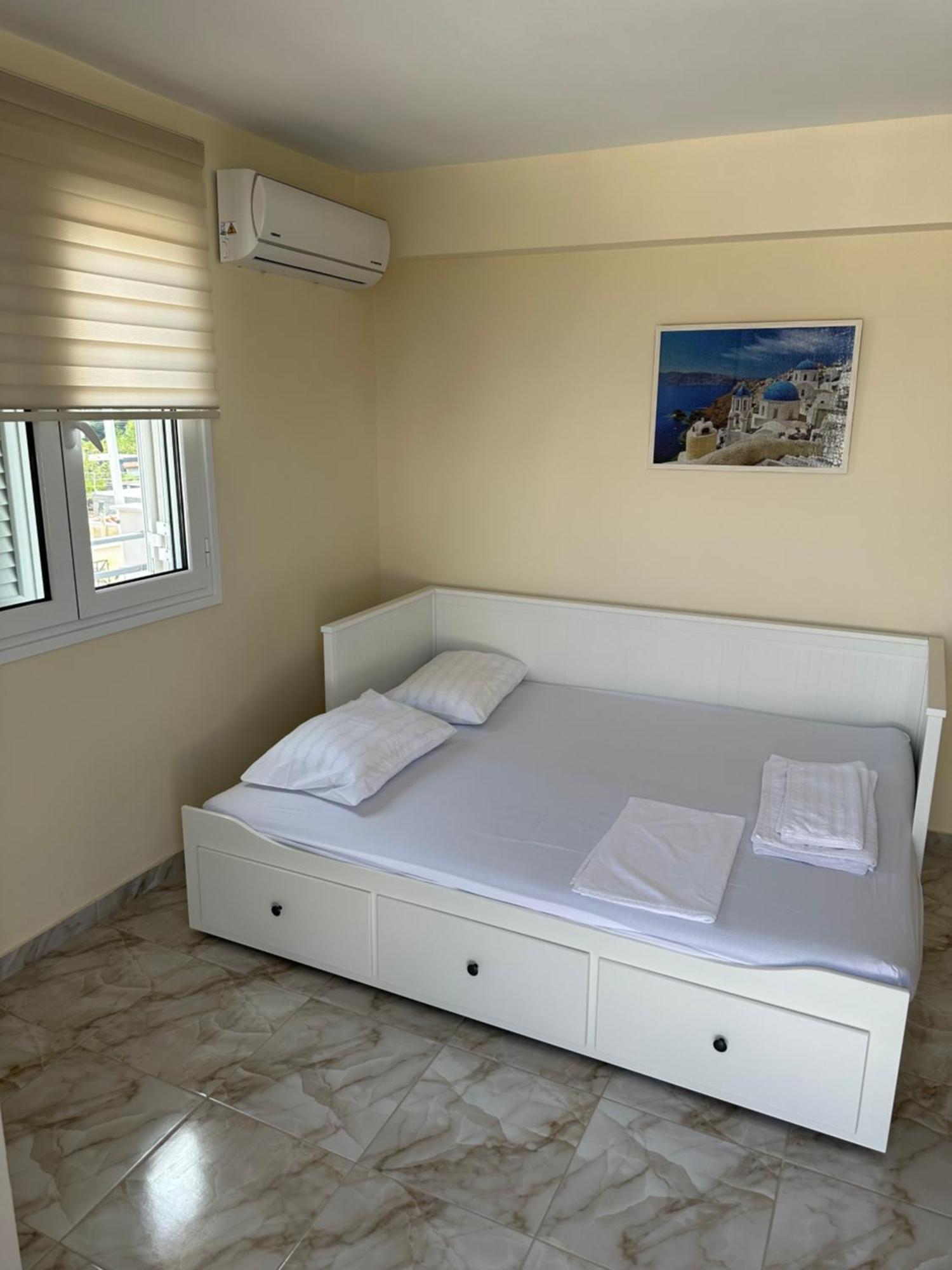 Eretria Apartment Екстер'єр фото